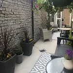 Large Cottage, Beach, Pubs Shops, Netflix, Bbq, Dog Friendly 亨曼比