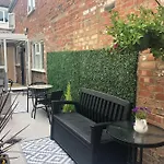 Large Cottage, Beach, Pubs Shops, Netflix, Bbq, Dog Friendly * 亨曼比
